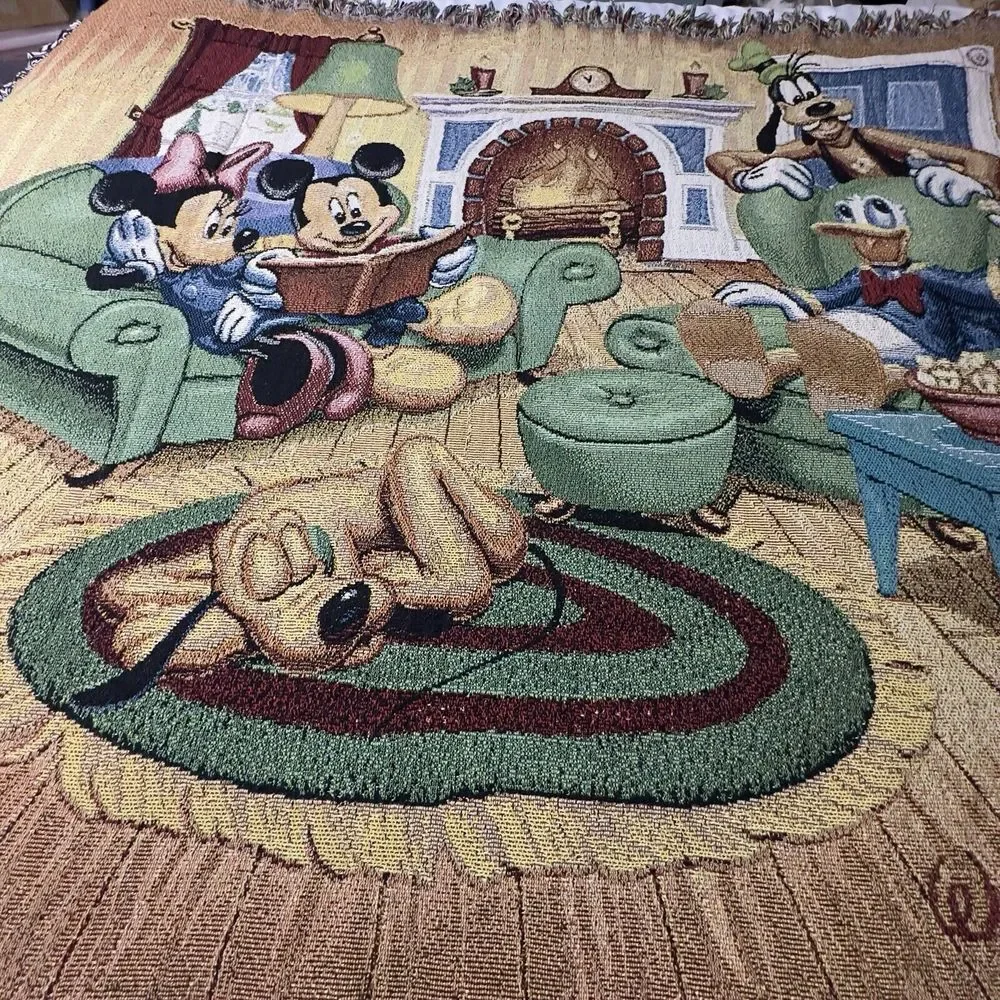 Disney Mickey and Friends Throw Blanket Collectible‎ 50x60